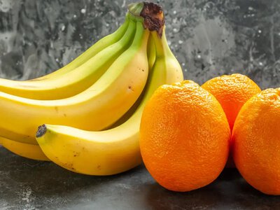 Банани чи апельсини: який фрукт корисніший для здоров’я серця
