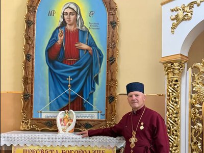 У Борщеві відзначать 20-річчя освячення Собору та вшанують явлення Божої Матері 