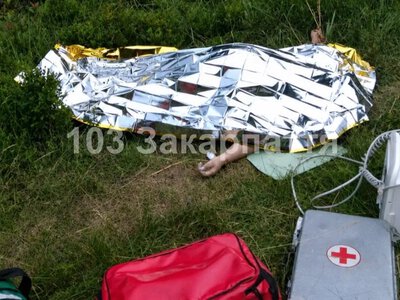 На Закарпатті медики та ДСНС намагалися врятувати туристку: жінка померла