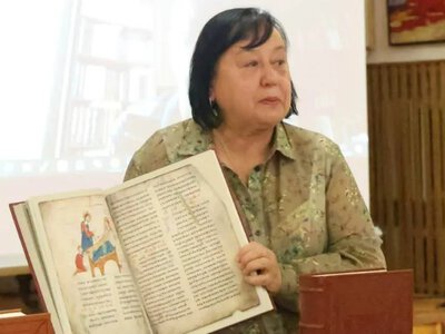 Повернення вкраденої історії: у Палаці Потоцьких презентували Турівське Євангеліє ХІ століття