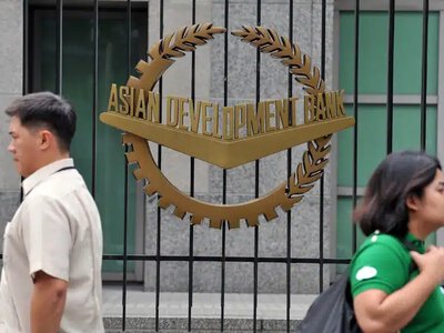 ADB покращив прогноз для Азії, але попереджає: регіон і надалі стикається з сильними зовнішніми ризиками