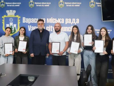 У Вараші відзначили футболісток Більськовільського ліцею за бронзу обласних змагань