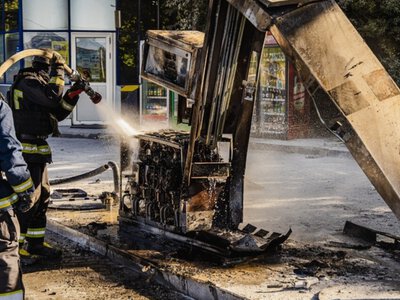 Росіяни вдарили безпілотником по АЗС у Запоріжжі