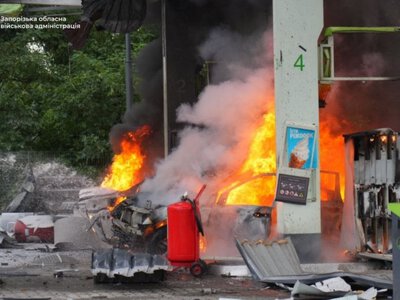 Російський безпілотник вдарив по АЗС у Запоріжжі - є загиблий та пораненні (фото, відео)
