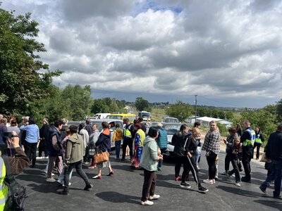 Біля Львова люди перекрили трасу та вимагали встановити зупинку