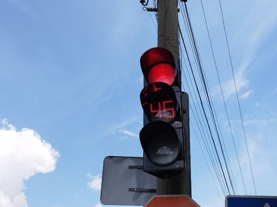 Рівняни просять встановити світлофор на перехресті вулиці Захисників Маріуполя та бульвару Б. Хмельницького 