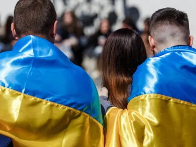 Вимагають військово-обліковий документ у підлітків на кордоні: чи законно це