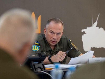 Кількість активних напрямків наступу Росії скоротилася майже вдвічі, – Сирський