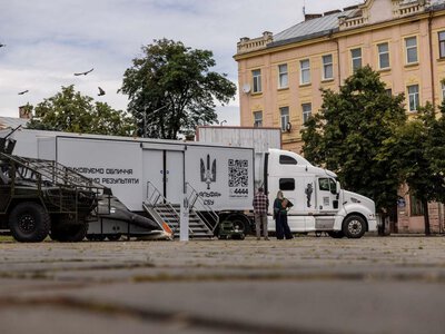 Стань частиною «Альфи»: у Чернівцях працює мобільний рекрутинговий центр