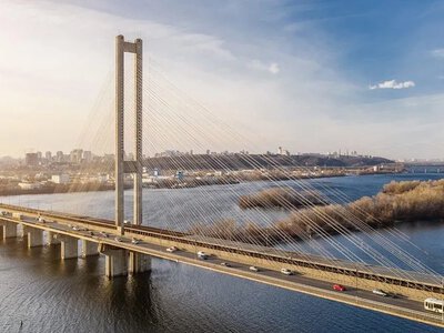 У Києві на три дні частково обмежать рух Південним мостом