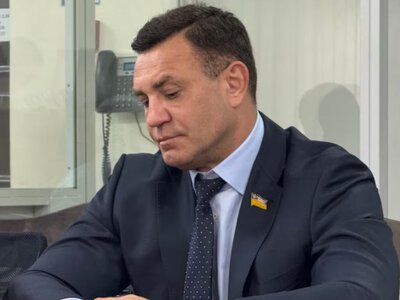 Не всю суму сплатив сам: за Тищенка внесли 10 мільйонів гривень застави