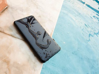 Експерт розповів, як вода може пошкодити смартфон