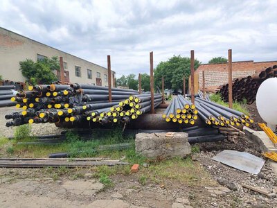 «Чернівцітеплокомуненерго» закупило 750 метрів нових труб для оновлення тепломереж