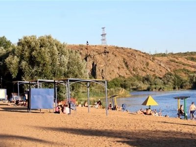На популярному пляжі Миколаївщини у воді знайшли кишкову паличку