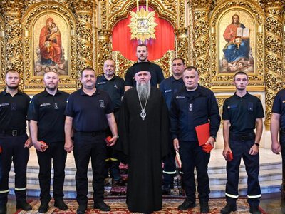  Предстоятель ПЦУ відзначив співробітників ДСНС 