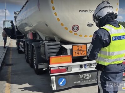 У Чехії водій вантажівки проїхав майже 6900 км за п’ять днів