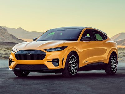 Ford відкликає понад 110 тисяч автомобілів: які Mustang потрапили до списку