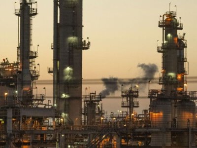 Сили оборони уразили Сизранський НПЗ, танкери та пороми рф