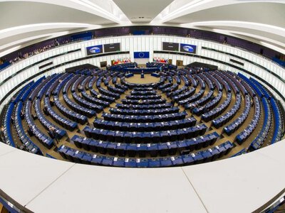 ЄС розширює можливості перевірки приватних повідомлень