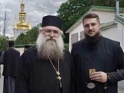 До Києво - Печерської лаври приїздили монахи з Афону