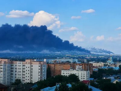Українські дрони пошкодили Сизранський НПЗ та 14 суден РФ в Азовському морі