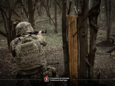 Росіяни здійснили 69 атак за день: тривають бої під Вовчанськом, на Лиманському та Слов’янському напрямках