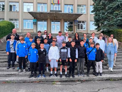 Калуська громада відправила 20 юних футболістів на літній відпочинок до Словаччини