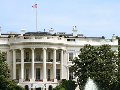 Трамп націлився на пенсії роботодавців: чи зможе в США зʼявитися така ж добре працююча «австралійська модель»