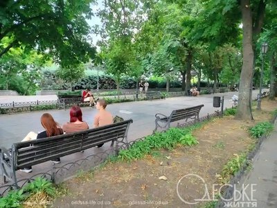Літо бере паузу: у понеділок, 13 липня, на Одесу очікує гроза зі шквальним вітром