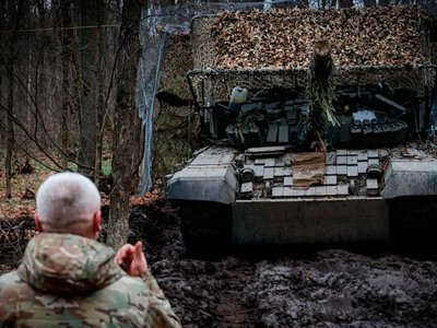 Попри успіхи України, Росія все ще має важливі військові переваги – WSJ