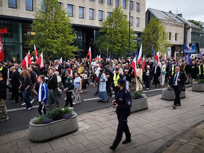 З антиукраїнськими гаслами, але не проросійський: у Варшаві відбувся Волинський марш
