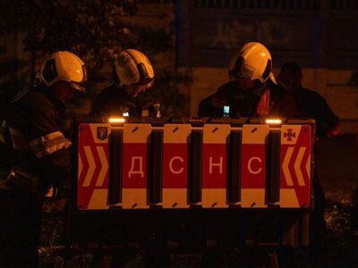 Дрони РФ атакували Одесу: пошкоджено багатоповерхівку та торговельний об'єкт