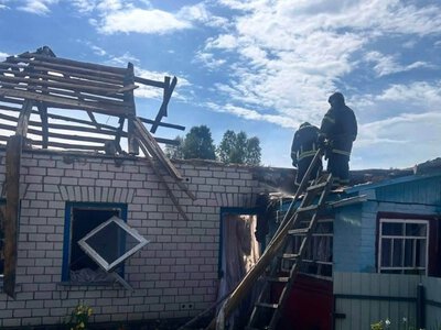 У прикордонній громаді російські дрони зруйнували будинок і пошкодили ліцей