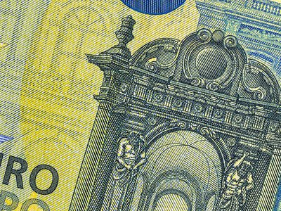 Європейські банки вимагають сотні мільйонів через зупинений газовий проєкт у Росії