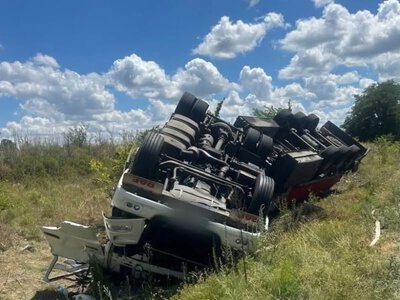 На Кіровоградщині встановлюють обставини ДТП, у якій травмувався водій вантажівки