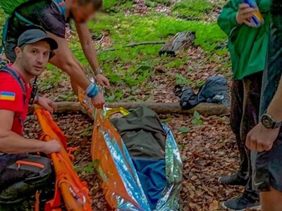 Біля гори Обавський Камінь жінка зірвалася зі скелі (ФОТО)