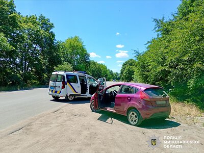 Не полегшуйте життя крадіям авто: мешканка Первомайська втратила свою автівку, залишивши ключі в замку запалення (ФОТО)