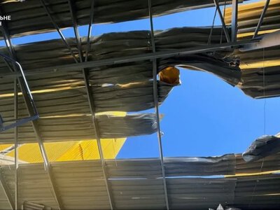 Російський дрон поранив трьох працівників АЗС у Дніпровському районі Херсона