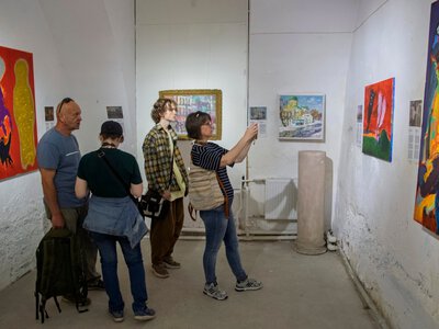В одеському музеї відбулася презентація проєкту «ХЕРСОН: НЕ/вкрадене. Штудії та омажі»