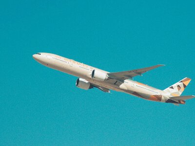 ЄС остаточно схвалив нові правила авіаперельотів: зміни для пасажирів