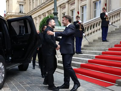 Зеленський прибув до Макрона перед самітом Коаліції охочих