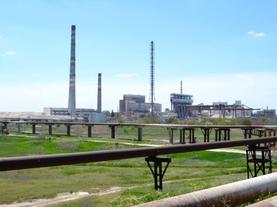 Колапс у північному Криму: міста без світла і води, зупинка заводу і протести жителів