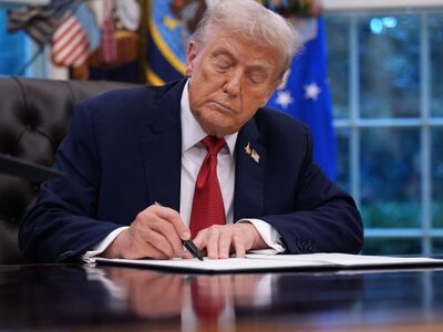 Трамп оголосив про відновлення блокади Ірану і назвав США Хранителем Ормузької протоки