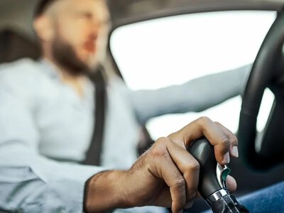 Водій поспішав до хворої мами та відмовився від тесту на наркотики: що вирішив суд
