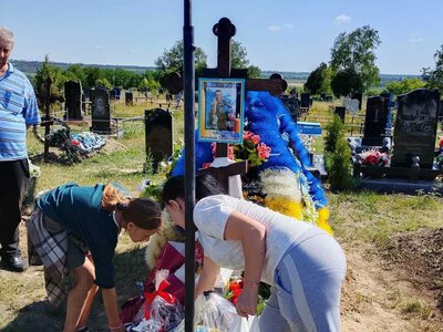 У селі на Олександрівщині вшанували воїна, який загинув рік тому