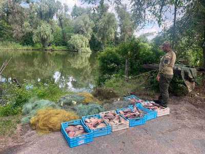 Кілометр сіток і понад 124 тисячі збитків: на Полтавщині викрили браконьєрів