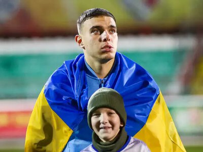 Стала відома зарплата Пономаренка в Галатасараї: форвард уже ухвалив рішення