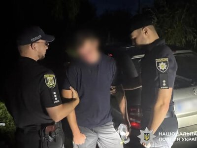 У Полтаві затримали чоловіка, який розкладав наркотики
