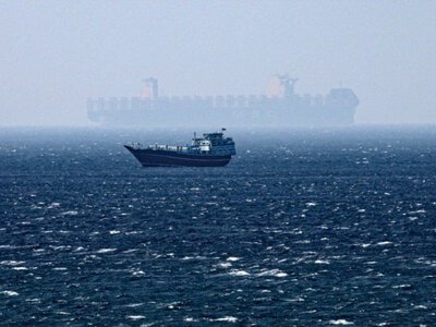 Bloomberg: Іран таємно переправляв танкери через Ормуз