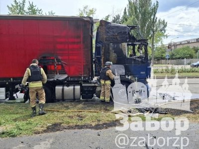 FPV-дрон атакував авто у Запоріжжі на Космосі: постраждав водій (фото)